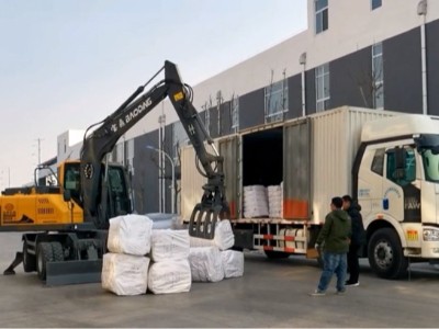 寶鼎125Plus抓木機(jī)交付客戶