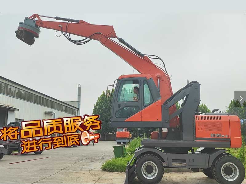 寶鼎輪式抓鋼機，金屬處理廠的全場景作業(yè)