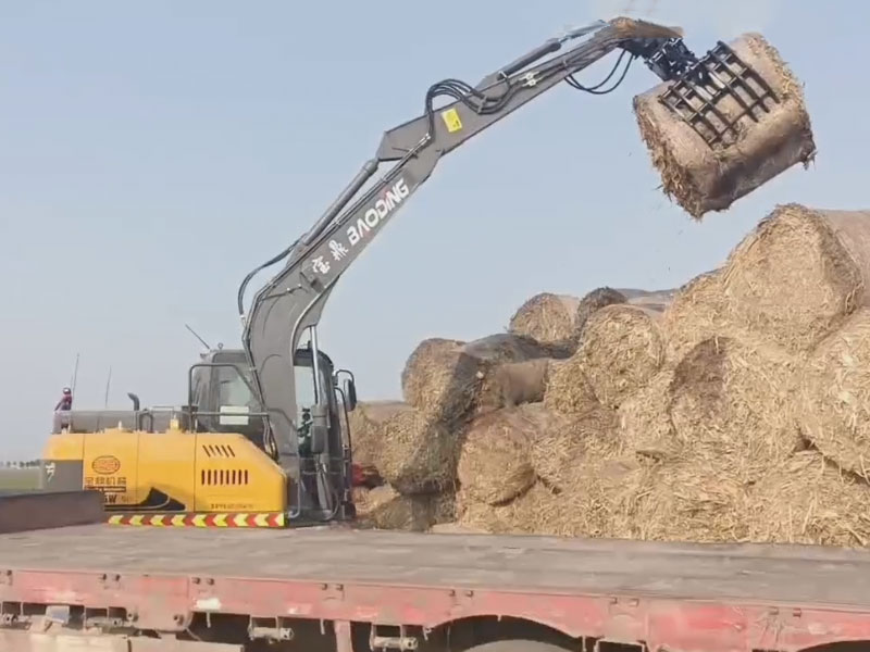 寶鼎輪式抓草機(jī)