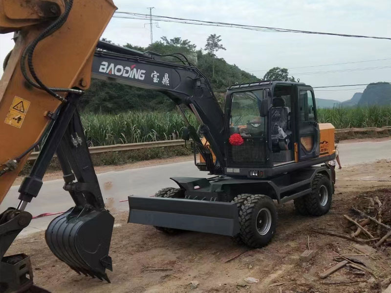 基建發(fā)力！輪式挖掘機(jī)銷量連續(xù)增長(zhǎng)！